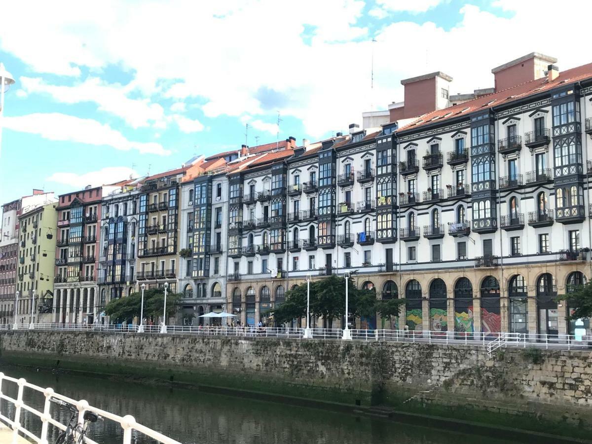 Old Town & River 毕尔巴鄂 外观 照片